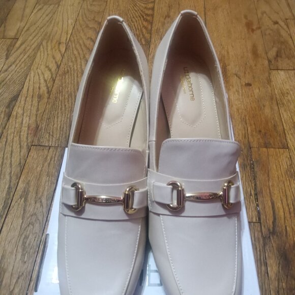 Like New Worn Once - Picture 2 of 3